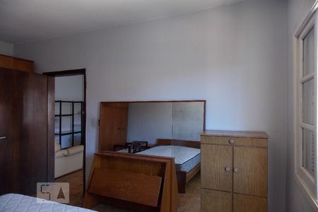 Quarto 1 de casa para alugar com 3 quartos, 400m² em Vila Mazzei, São Paulo