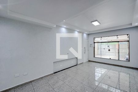 Sala de casa para alugar com 5 quartos, 200m² em Vila Cláudia, São Paulo