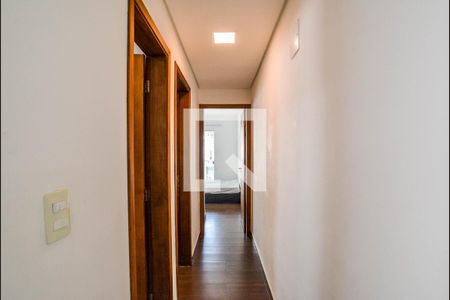 Corredor de apartamento para alugar com 3 quartos, 140m² em Vila Santa Teresa, Santo André