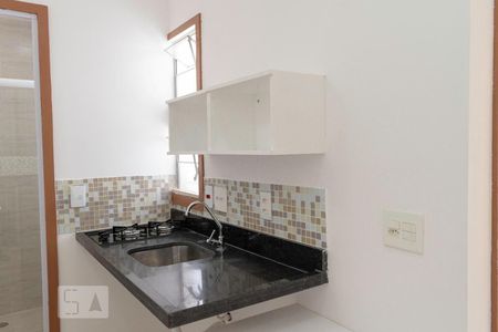 Cozinha de kitnet/studio para alugar com 1 quarto, 22m² em Cambuci, São Paulo