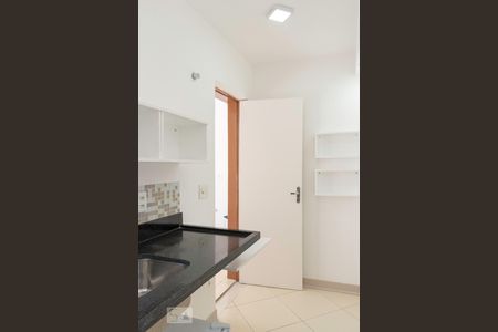 Cozinha de kitnet/studio para alugar com 1 quarto, 22m² em Cambuci, São Paulo