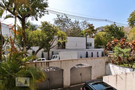 Vista da Sala de casa à venda com 4 quartos, 470m² em Vila Inah, São Paulo
