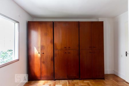 Quarto de apartamento para alugar com 2 quartos, 52m² em Vila Uberabinha, São Paulo