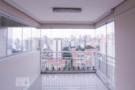 Varanda Sala de apartamento à venda com 2 quartos, 57m² em Barra Funda, São Paulo