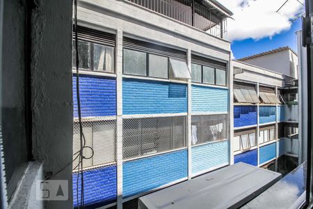 Sala - Vista de apartamento para alugar com 2 quartos, 82m² em Vila São João, Goiânia