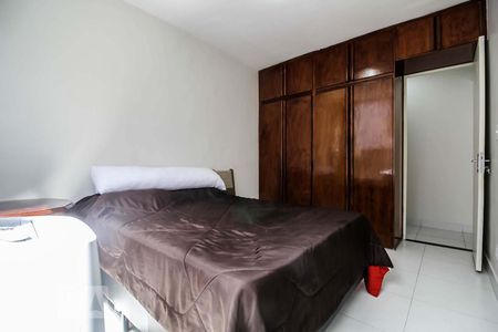 Quarto 1 de apartamento para alugar com 2 quartos, 82m² em Vila São João, Goiânia