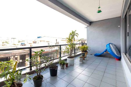 varanda de casa à venda com 3 quartos, 223m² em Jardim São Roberto, São Paulo