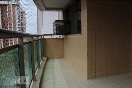 Varanda de apartamento para alugar com 3 quartos, 110m² em Barra da Tijuca, Rio de Janeiro