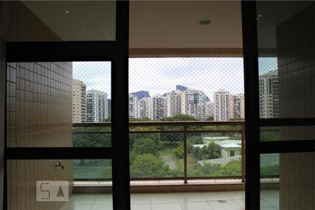 Vista da Sala de apartamento para alugar com 3 quartos, 110m² em Barra da Tijuca, Rio de Janeiro