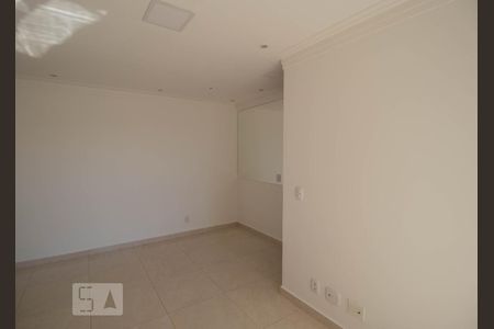 Sala de apartamento à venda com 2 quartos, 56m² em Vila Endres, Guarulhos
