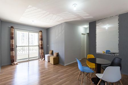 Sala de apartamento à venda com 3 quartos, 68m² em Continental, Osasco