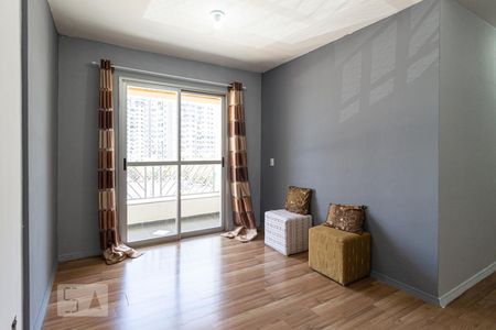 Sala de apartamento à venda com 3 quartos, 68m² em Continental, Osasco