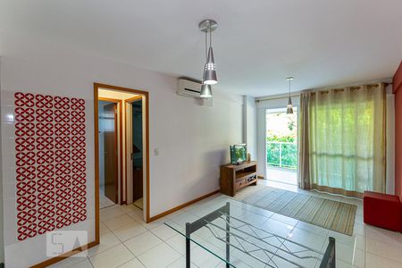 Sala de apartamento para alugar com 1 quarto, 55m² em Boa Viagem, Niterói
