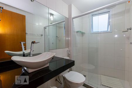 Banheiro de apartamento para alugar com 1 quarto, 55m² em Boa Viagem, Niterói