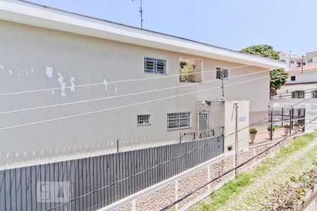 Casa à venda com 160m², 6 quartos e 6 vagas Casa à venda com 160m², 6 quartos e 6 vagasVista do Quarto 1