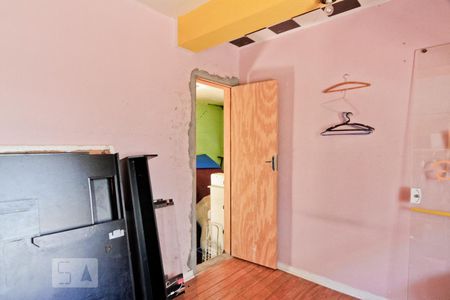 Casa à venda com 160m², 6 quartos e 6 vagas Casa à venda com 160m², 6 quartos e 6 vagasQuarto de Serviço