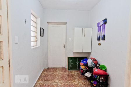 Casa à venda com 160m², 6 quartos e 6 vagas Casa à venda com 160m², 6 quartos e 6 vagasCopa