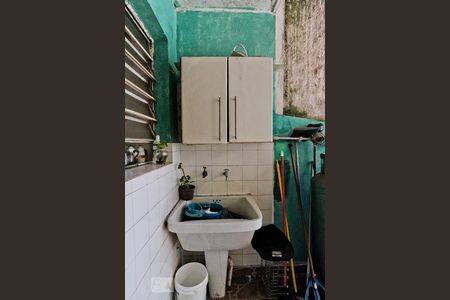 Casa à venda com 160m², 6 quartos e 6 vagas Casa à venda com 160m², 6 quartos e 6 vagasÁrea Externa