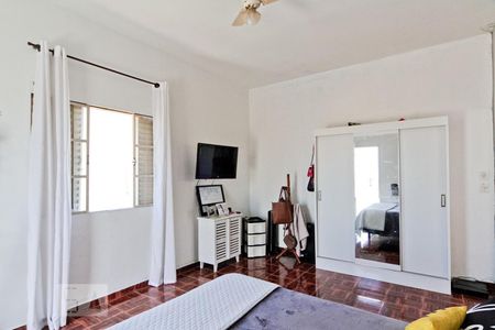 Casa à venda com 160m², 6 quartos e 6 vagas Casa à venda com 160m², 6 quartos e 6 vagasSuíte 2