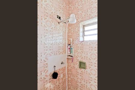 Casa à venda com 160m², 6 quartos e 6 vagas Casa à venda com 160m², 6 quartos e 6 vagasBanheiro da Suíte 2