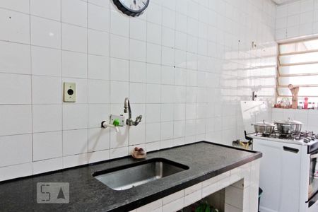 Casa à venda com 160m², 6 quartos e 6 vagas Casa à venda com 160m², 6 quartos e 6 vagasCozinha