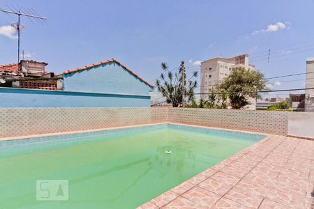 Casa à venda com 160m², 6 quartos e 6 vagas Casa à venda com 160m², 6 quartos e 6 vagasÁrea Externa