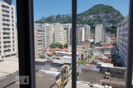 Vista de kitnet/studio à venda com 1 quarto, 35m² em Catete, Rio de Janeiro