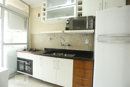 Cozinha de apartamento à venda com 1 quarto, 43m² em Consolação, São Paulo