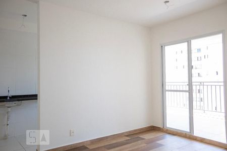 Sala de apartamento para alugar com 2 quartos, 64m² em Continental, Osasco