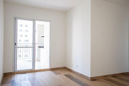 Sala de apartamento para alugar com 2 quartos, 64m² em Continental, Osasco