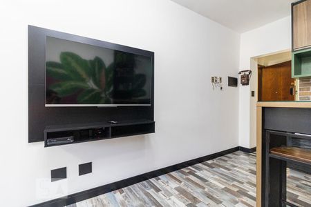 Sala - TV de kitnet/studio para alugar com 1 quarto, 45m² em Vila Buarque, São Paulo