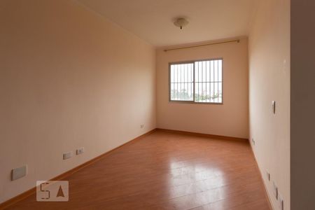 Apartamento à venda com 74m², 2 quartos e 1 vagaSala