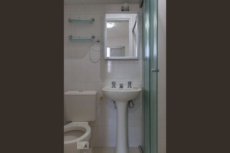Banheiro da Suite de apartamento à venda com 3 quartos, 63m² em Jardim Maria Estela, São Paulo