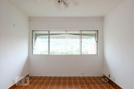 Sala de apartamento para alugar com 2 quartos, 70m² em Vila Isabel, Rio de Janeiro