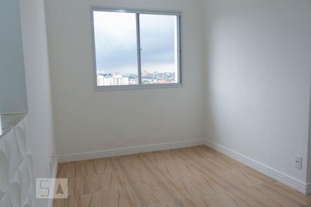 Sala de apartamento para alugar com 2 quartos, 40m² em Jardim Santa Emília, São Paulo