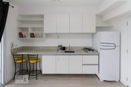 Cozinha de kitnet/studio à venda com 1 quarto, 34m² em Vila Prudente, São Paulo