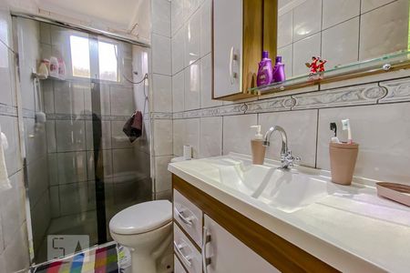 Banheiro de apartamento à venda com 1 quarto, 58m² em Vila Ema, São Paulo