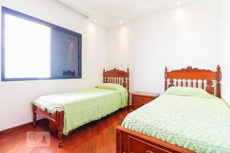 Quarto 1 de apartamento à venda com 3 quartos, 122m² em Vila Carrão, São Paulo