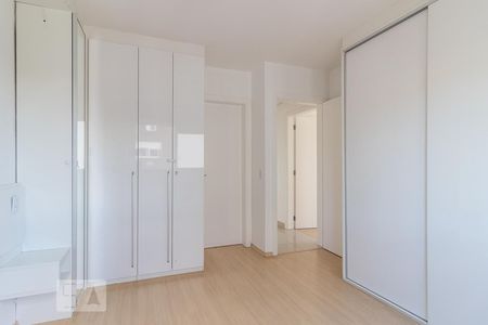 Dormitório de apartamento à venda com 3 quartos, 84m² em Jardim Botânico, Porto Alegre