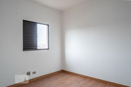 Quarto 2 de apartamento para alugar com 2 quartos, 60m² em Parque Peruche, São Paulo