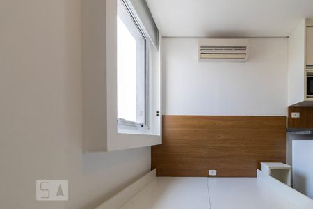 Quarto de kitnet/studio para alugar com 1 quarto, 25m² em Barra Funda, São Paulo