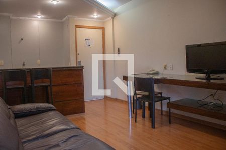 Sala de kitnet/studio para alugar com 1 quarto, 42m² em Funcionários, Belo Horizonte