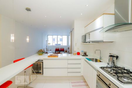 Cozinha de apartamento à venda com 2 quartos, 100m² em Copacabana, Rio de Janeiro