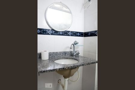 Banheiro do Quarto 1 de apartamento para alugar com 3 quartos, 93m² em Vila Caminho do Mar, São Bernardo do Campo