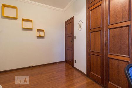 Casa para alugar com 460m², 4 quartos e 6 vagas Casa para alugar com 460m², 4 quartos e 6 vagasquarto 3