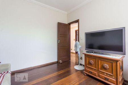 quarto 1 de casa para alugar com 4 quartos, 460m² em Nova Cachoeirinha, Belo Horizonte