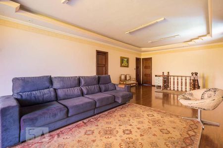 Casa para alugar com 460m², 4 quartos e 6 vagas Casa para alugar com 460m², 4 quartos e 6 vagassala 2