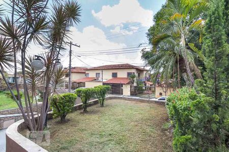 Casa para alugar com 460m², 4 quartos e 6 vagas Casa para alugar com 460m², 4 quartos e 6 vagasÁrea comum