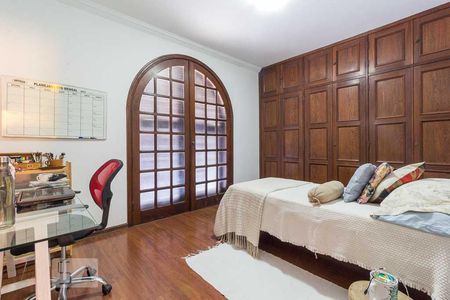 Casa para alugar com 460m², 4 quartos e 6 vagas Casa para alugar com 460m², 4 quartos e 6 vagasquarto 2