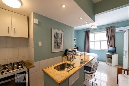 Cozinha de kitnet/studio para alugar com 1 quarto, 30m² em Ipanema, Rio de Janeiro